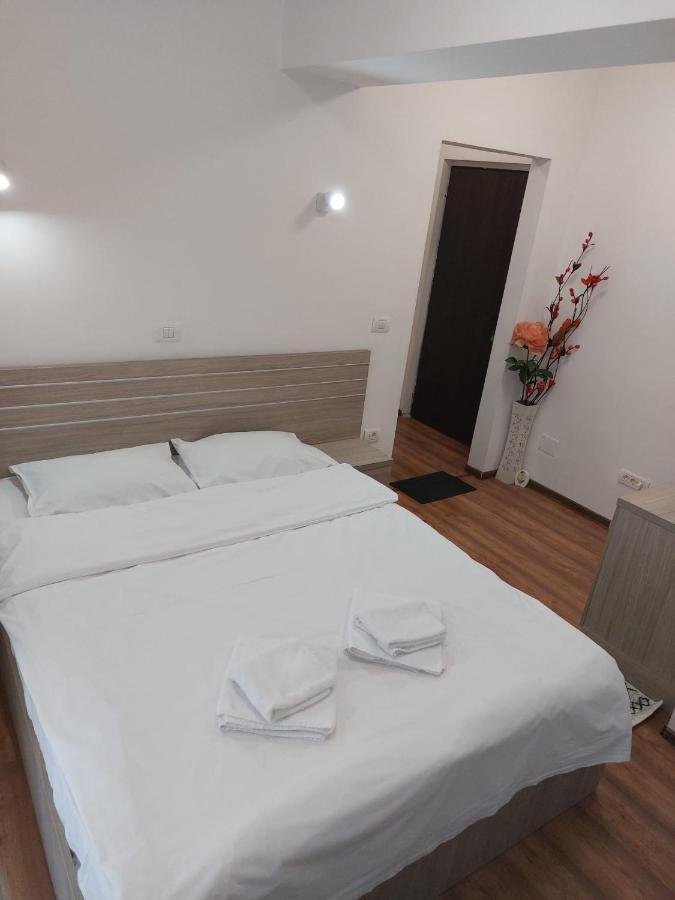Hotel Babilon Bucharest Exterior photo